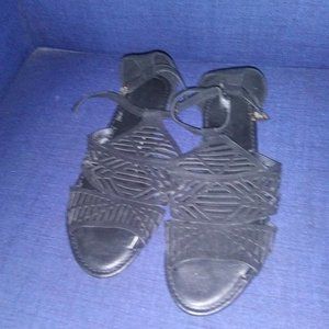black gladiator sandles